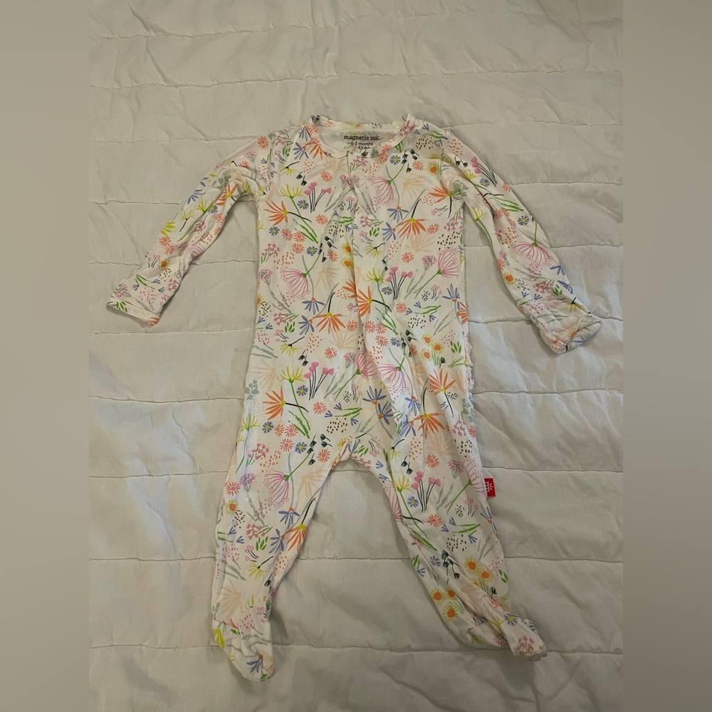 Magnetic Me sleeper